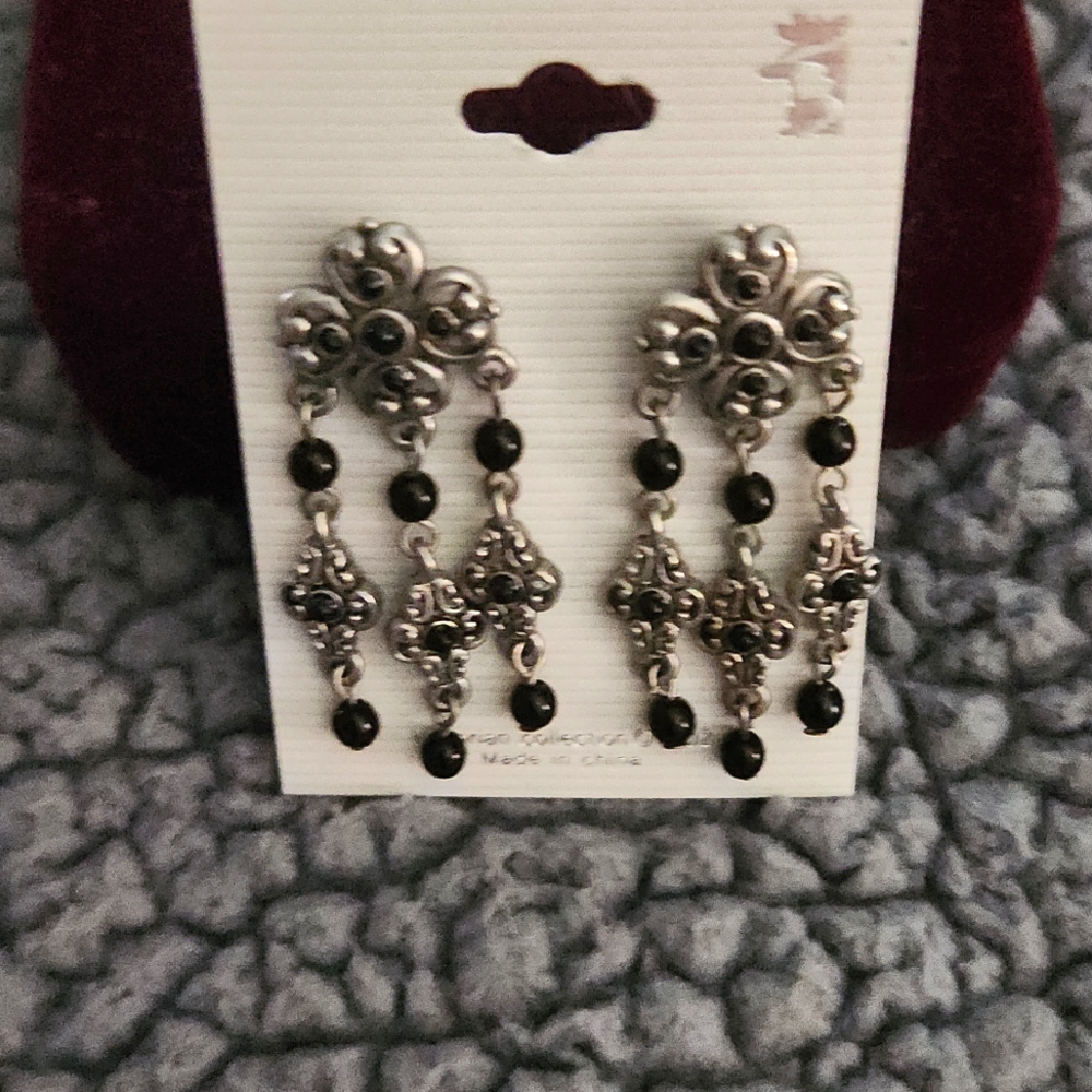 Y2K silver tone earrings NWOT